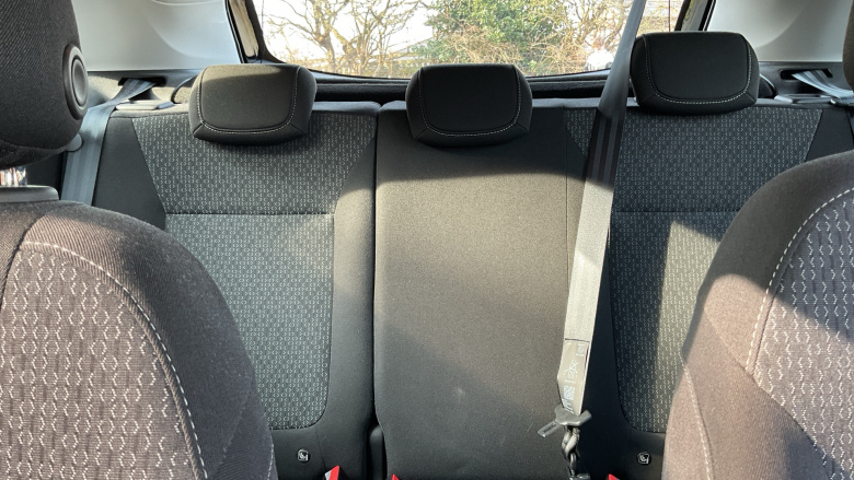 Vauxhall Crossland 1.2 Design 5dr Petrol Hatchback